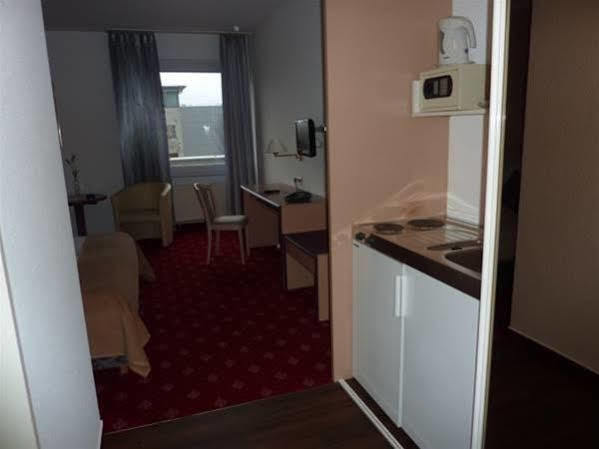 Hotel Novostar غوتنغن المظهر الخارجي الصورة