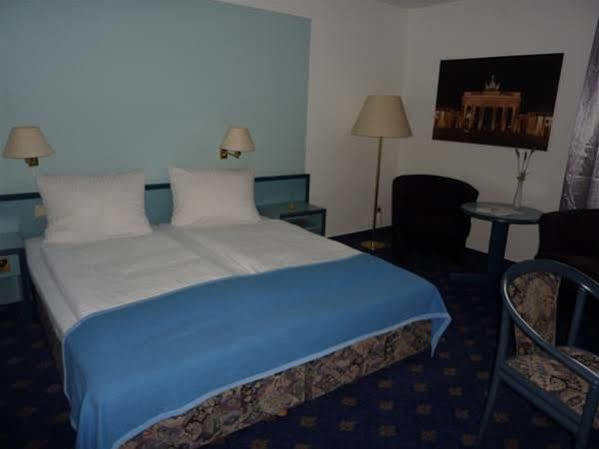 Hotel Novostar غوتنغن المظهر الخارجي الصورة