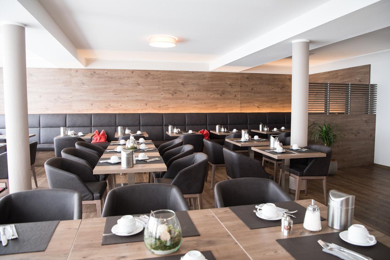Hotel Novostar غوتنغن المظهر الخارجي الصورة