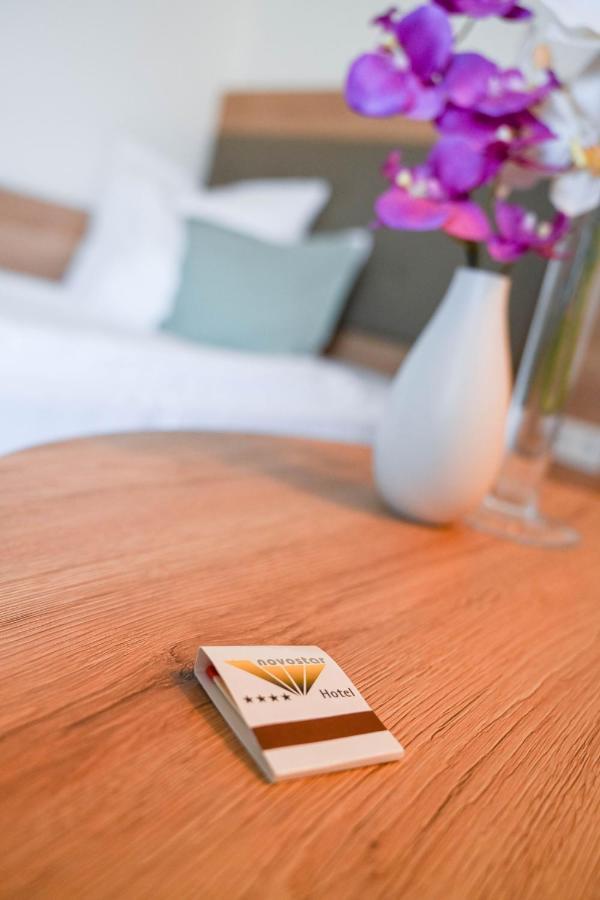 Hotel Novostar غوتنغن المظهر الخارجي الصورة